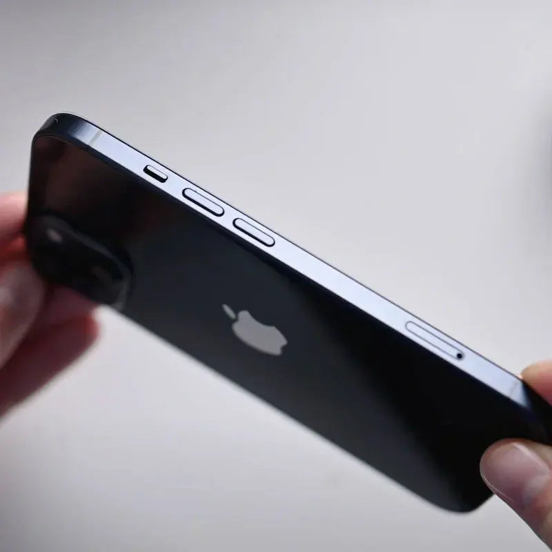 Apple iPhone 15 A3092 - 6.1" Super Retina XDR OLED, iOS 17, Dual SIM, 48MP + 12MP Cameras - 100% Original | tonyfinger store