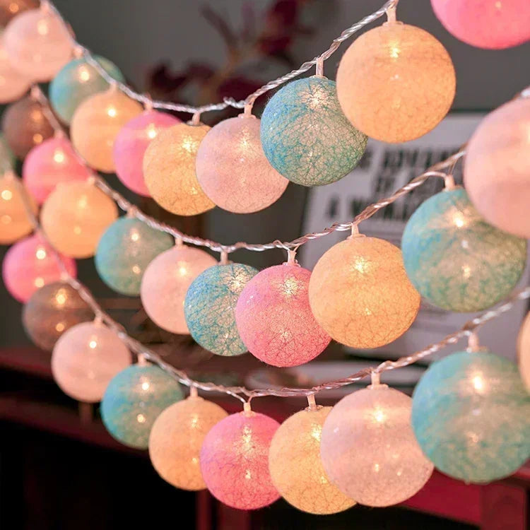20 LED Rattan Ball