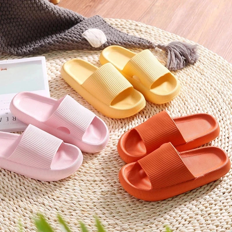 Thick Platform Home Slippers for Women Indoor Soft Sole Eva Pillow Slides Sandals Woman 2024 Summer Beach Non Slip Flip Flops