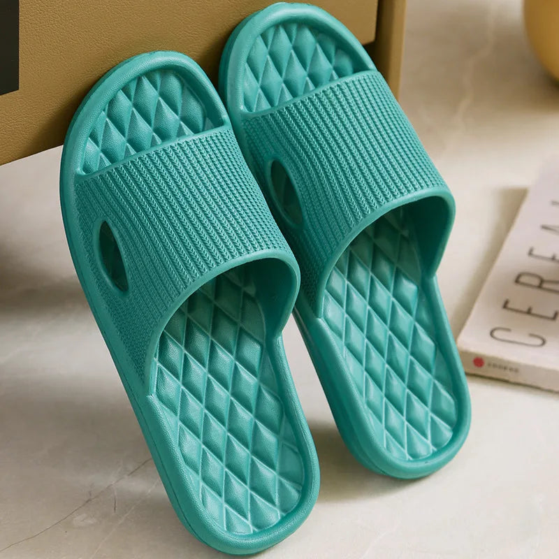 Soft Home Slippers Couple Summer Indoor Skid Proof Bathroom Slippers Sandals Hotel Solid Color Men Women Flip Flops Flat Shoes