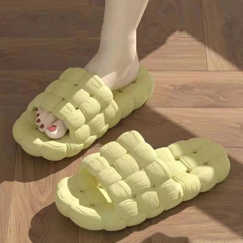 Sole Can Leak Bathroom Slippers