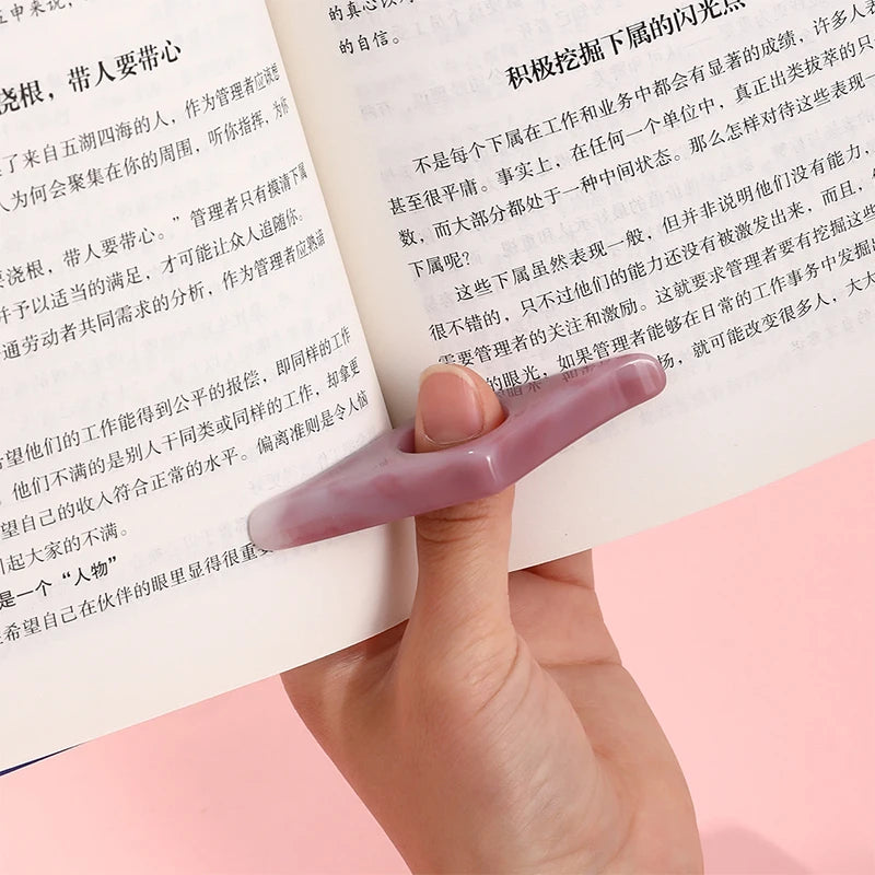 Resin Thumb Book Holder Book Page Holder School Supplies Reading Aids Bookmark Page Book Support One Hand Reading Tools